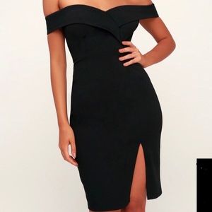 CLASSIC GLAM BLACK OFF-THE-SHOULDER BODYCON DRESS